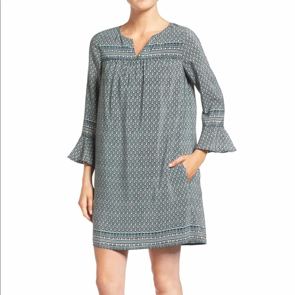 NWOT Madewell Green Bell Sleeves Shift Dress